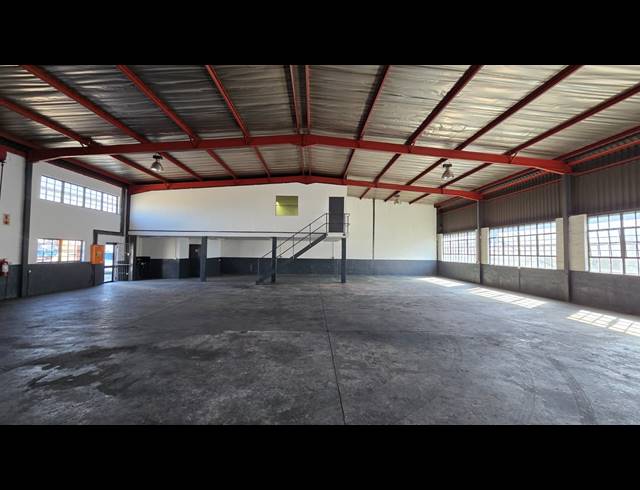 449M² WAREHOUSE TO LET IN RUSTIVIA